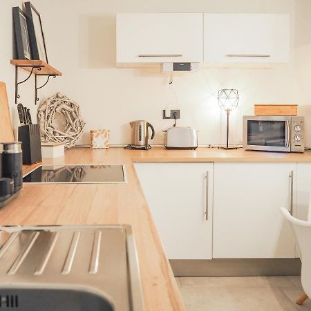 Stylische Wohnung In Ruhiger Lage, Sehr Messenah 拉岑 外观 照片
