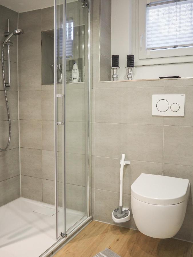 Stylische Wohnung In Ruhiger Lage, Sehr Messenah 拉岑 外观 照片