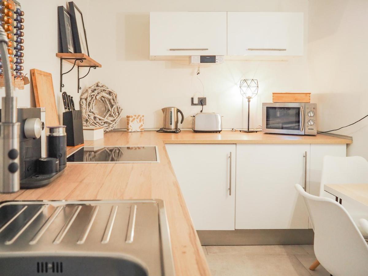 Stylische Wohnung In Ruhiger Lage, Sehr Messenah 拉岑 外观 照片
